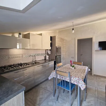 Domus Enricucciu Apartman